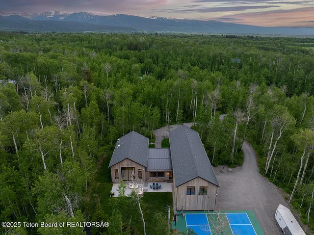 $2,295,000 | 2284 Apsaroke Trail, Tetonia, ID 83452