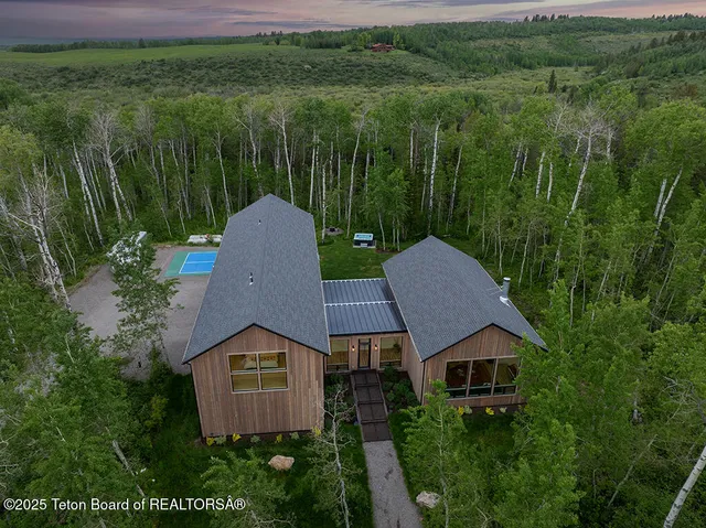 $2,295,000 | 2284 Apsaroke Trail, Tetonia, ID 83452