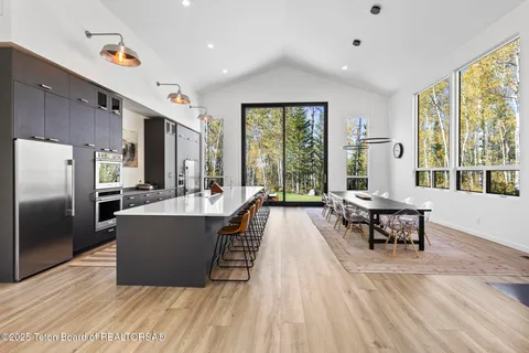 $2,295,000 | 2284 Apsaroke Trail, Tetonia, ID 83452