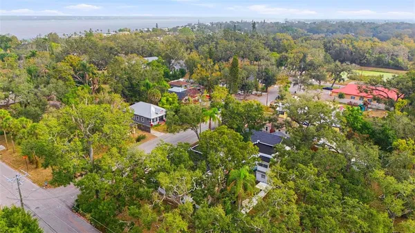 $469,000 | 1706 4th Avenue East, Bradenton, FL 34208