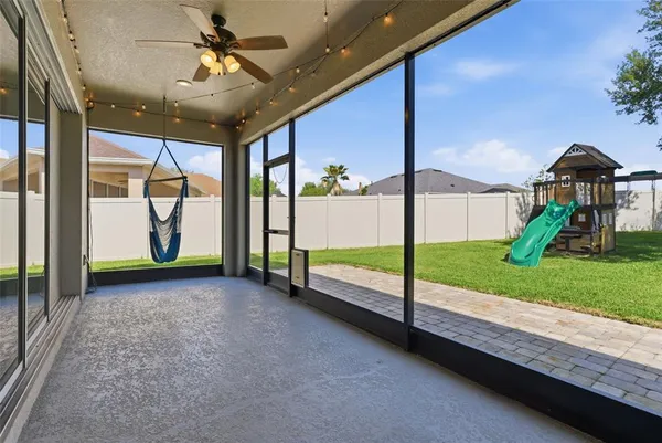 a view of outdoor space