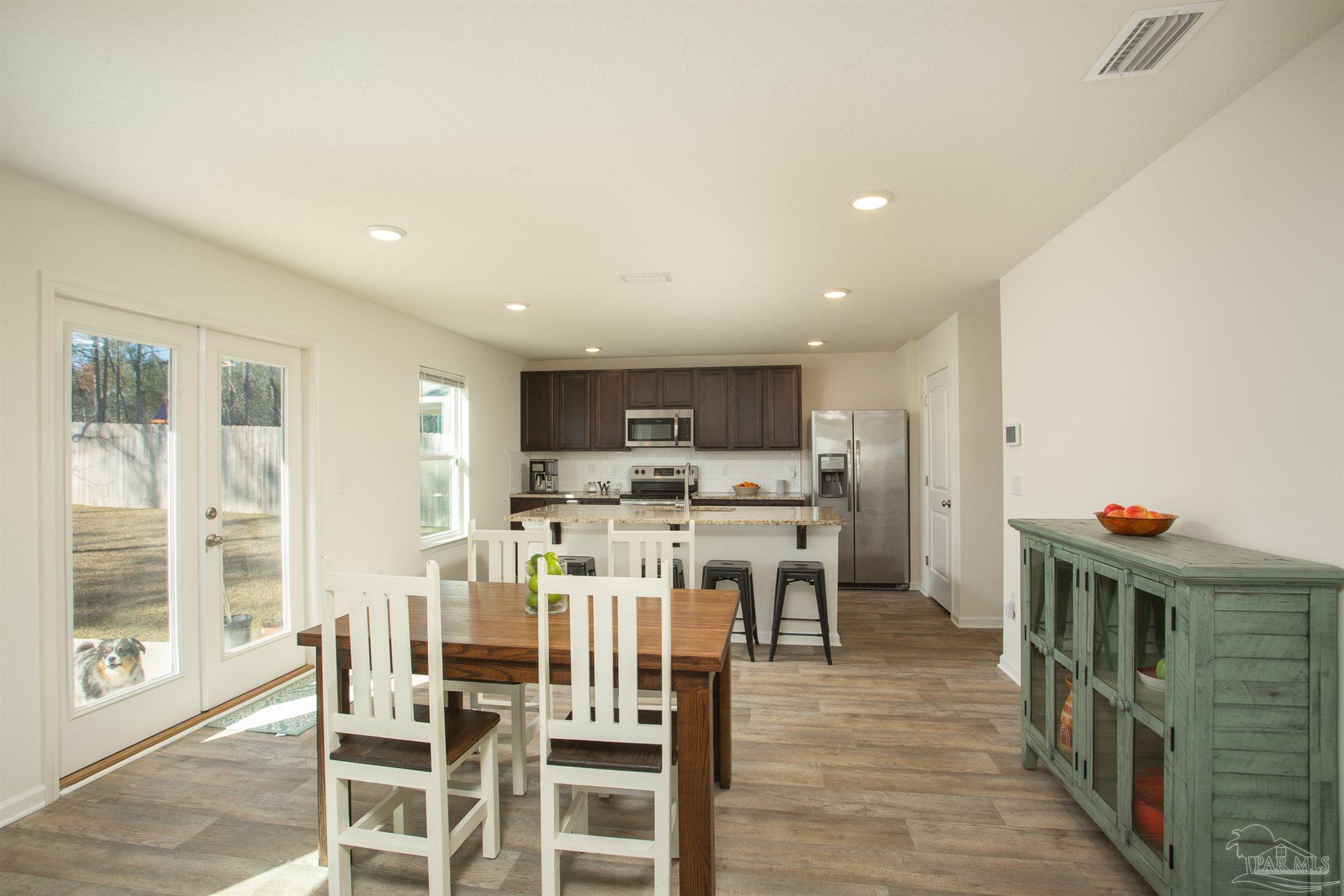 5840 Paddock Way Pensacola, FL 32526 - Photo 7 of 34