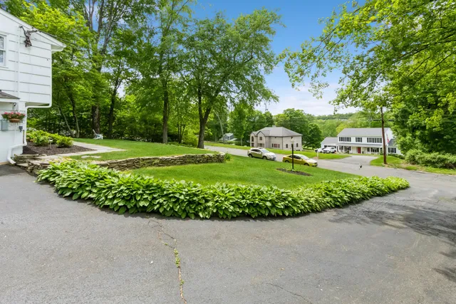 $659,900 | 59 Flint Ridge Road, Monroe, CT 06468