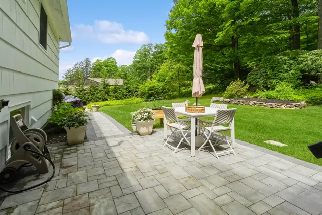 $659,900 | 59 Flint Ridge Road, Monroe, CT 06468