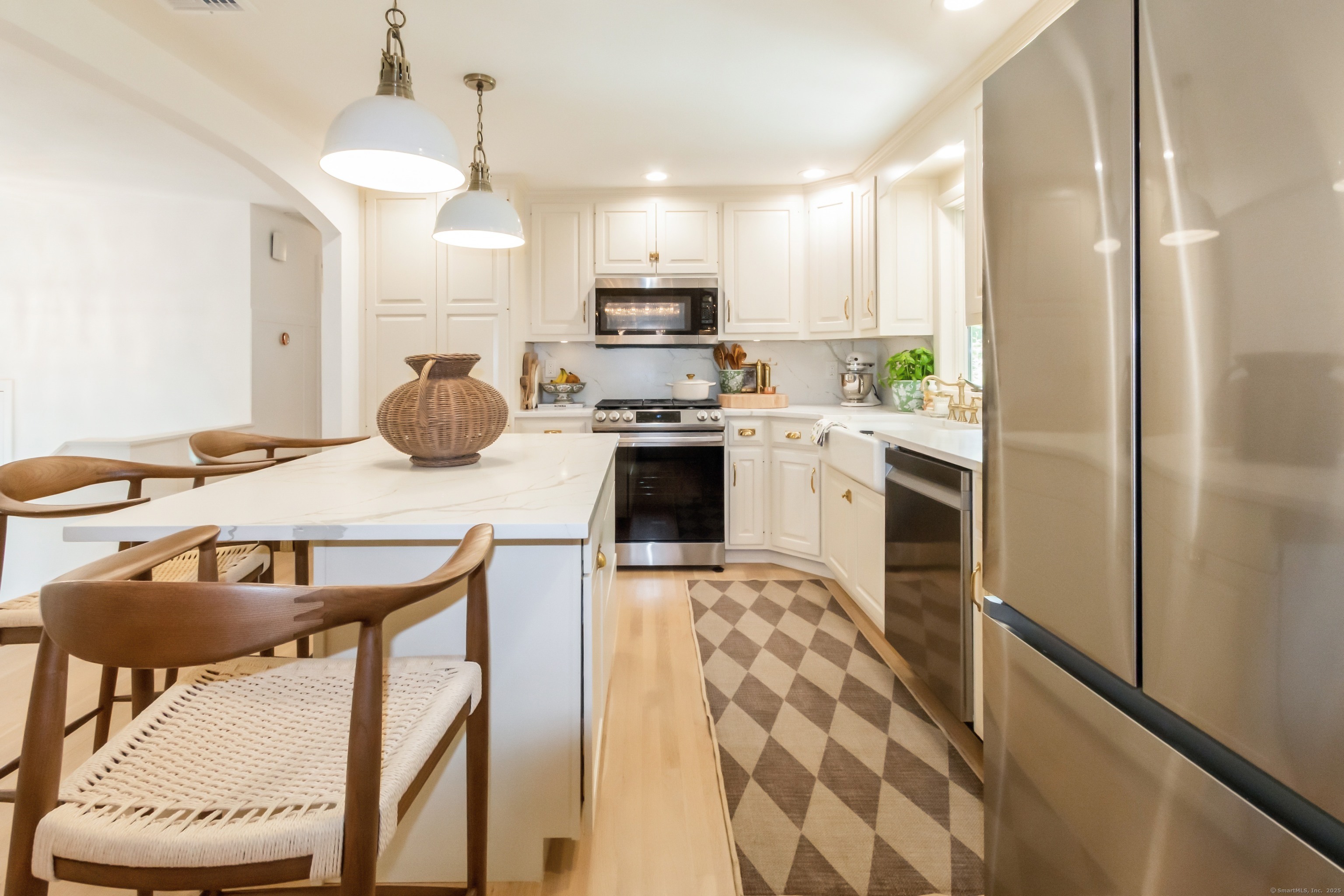 59 Flint Ridge Road Monroe, CT 06468 - Photo 4 of 39