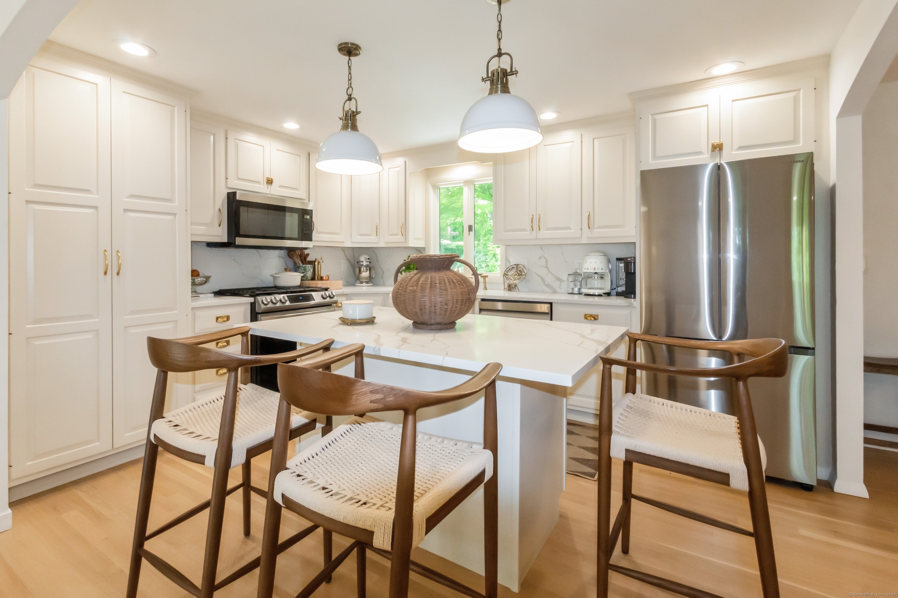 59 Flint Ridge Road Monroe, CT 06468 - Photo 7 of 39