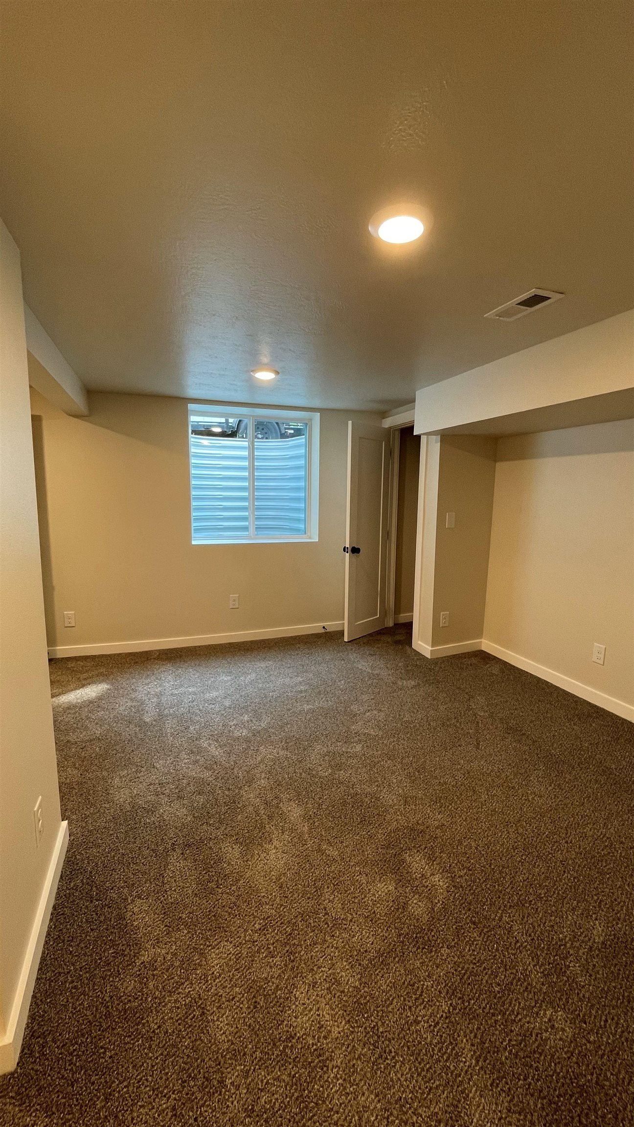 5008 North Post Street Spokane, WA 99205 - Photo 15 of 23