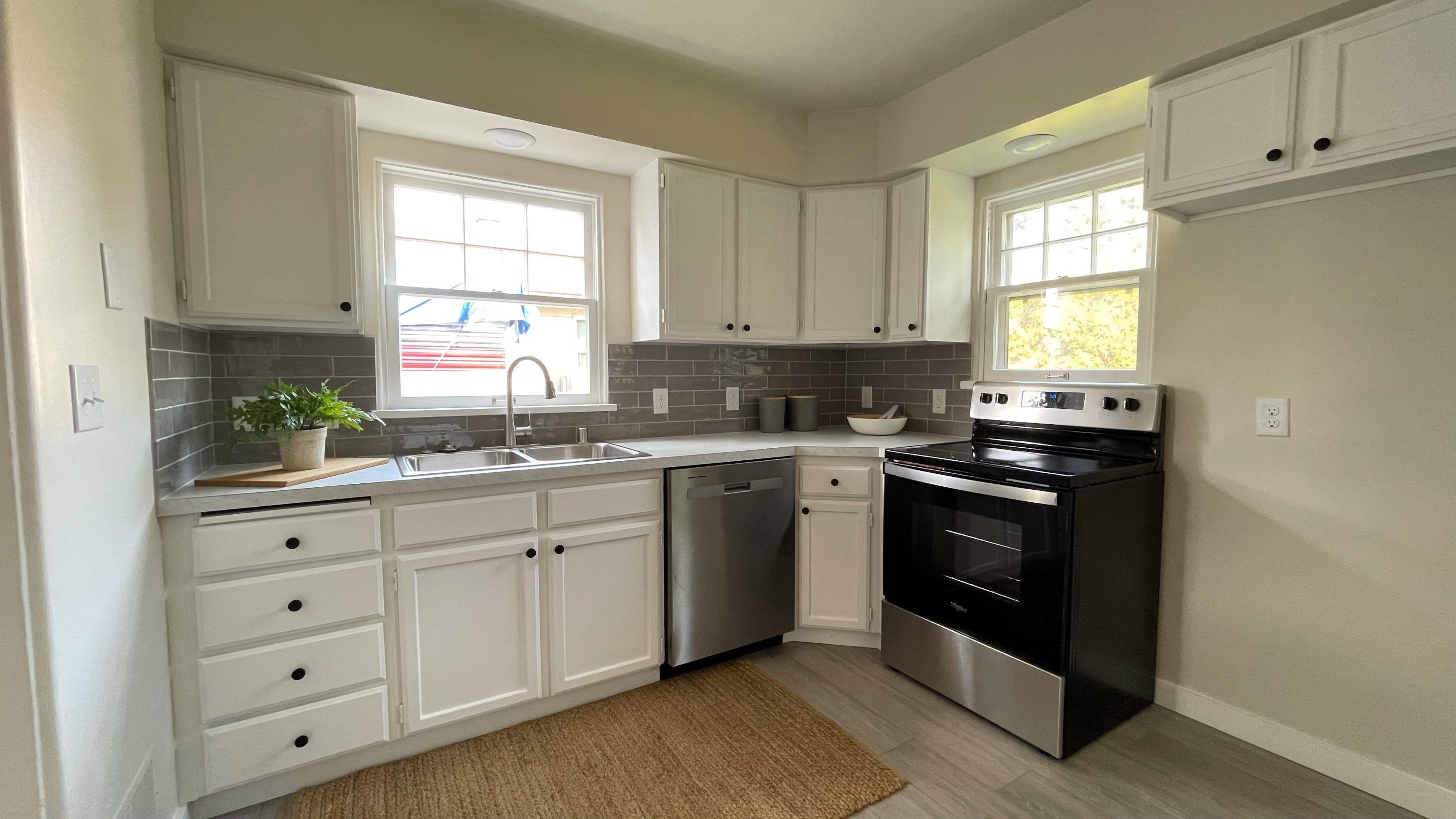 5008 North Post Street Spokane, WA 99205 - Photo 8 of 23