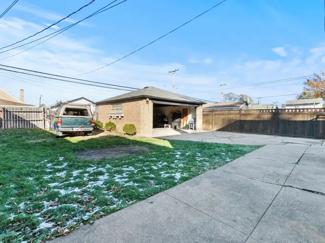 $269,900 | 3434 West 71st Place, Chicago, IL 60629