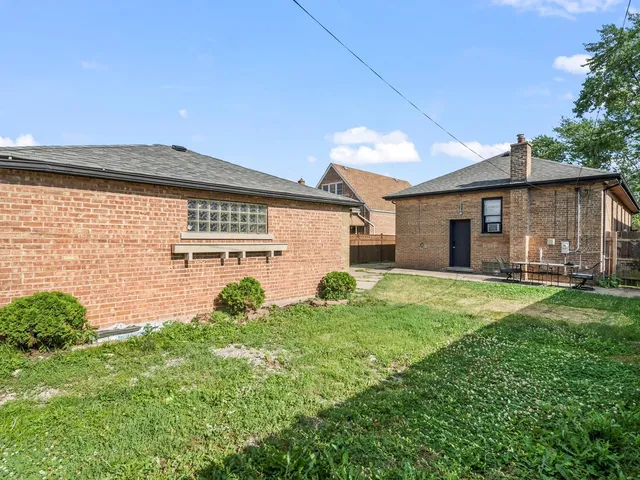 $269,900 | 3434 West 71st Place, Chicago, IL 60629