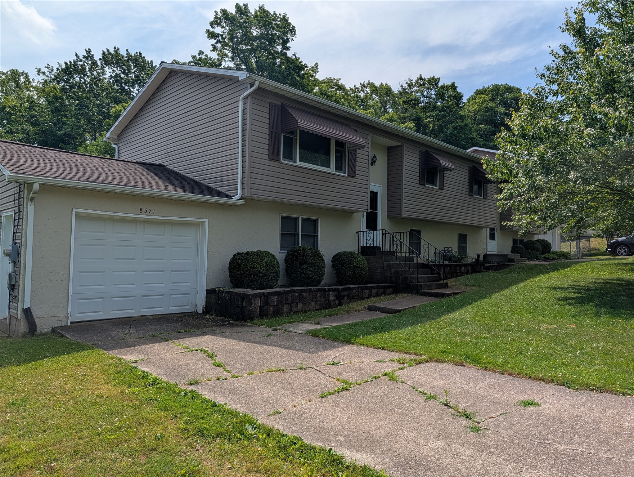 8571-8573 Kirsch Road Erie, PA 16510 - Photo 2 of 30 Gallery Image 2