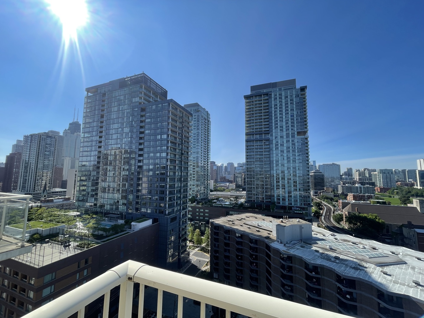 230 West Division Street, Unit 1501 Chicago, IL 60610 - Photo 14 of 19 Gallery Image 14