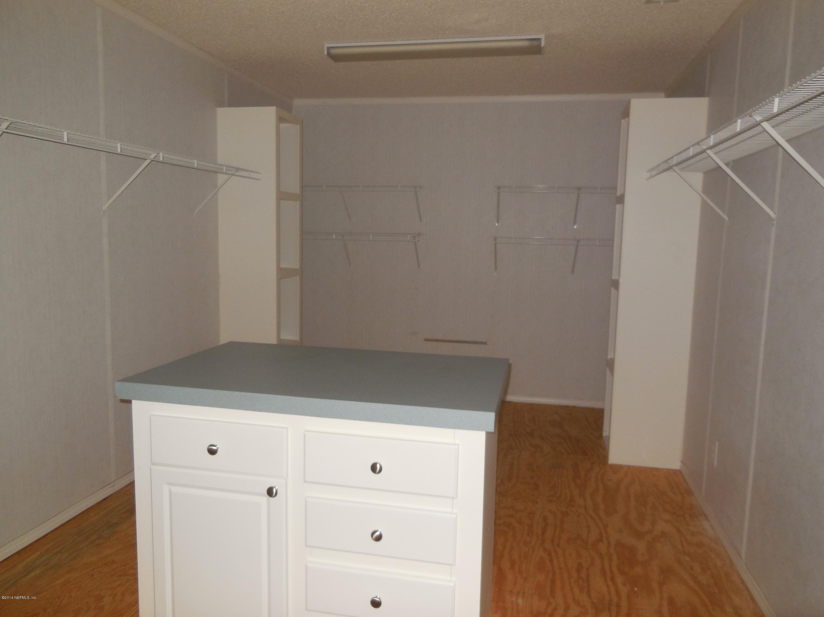 108 Ketner Road Welaka, FL 32112 - Photo 13 of 21 Master walkin Closet