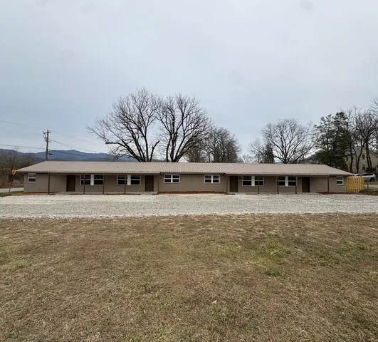 $1,150 | 135 A Teas Street, Andrews, NC 28901