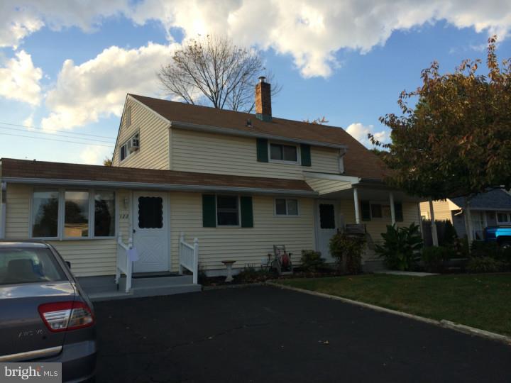 123 Goldengate Road Levittown, PA 19057 - Photo 7 of 23