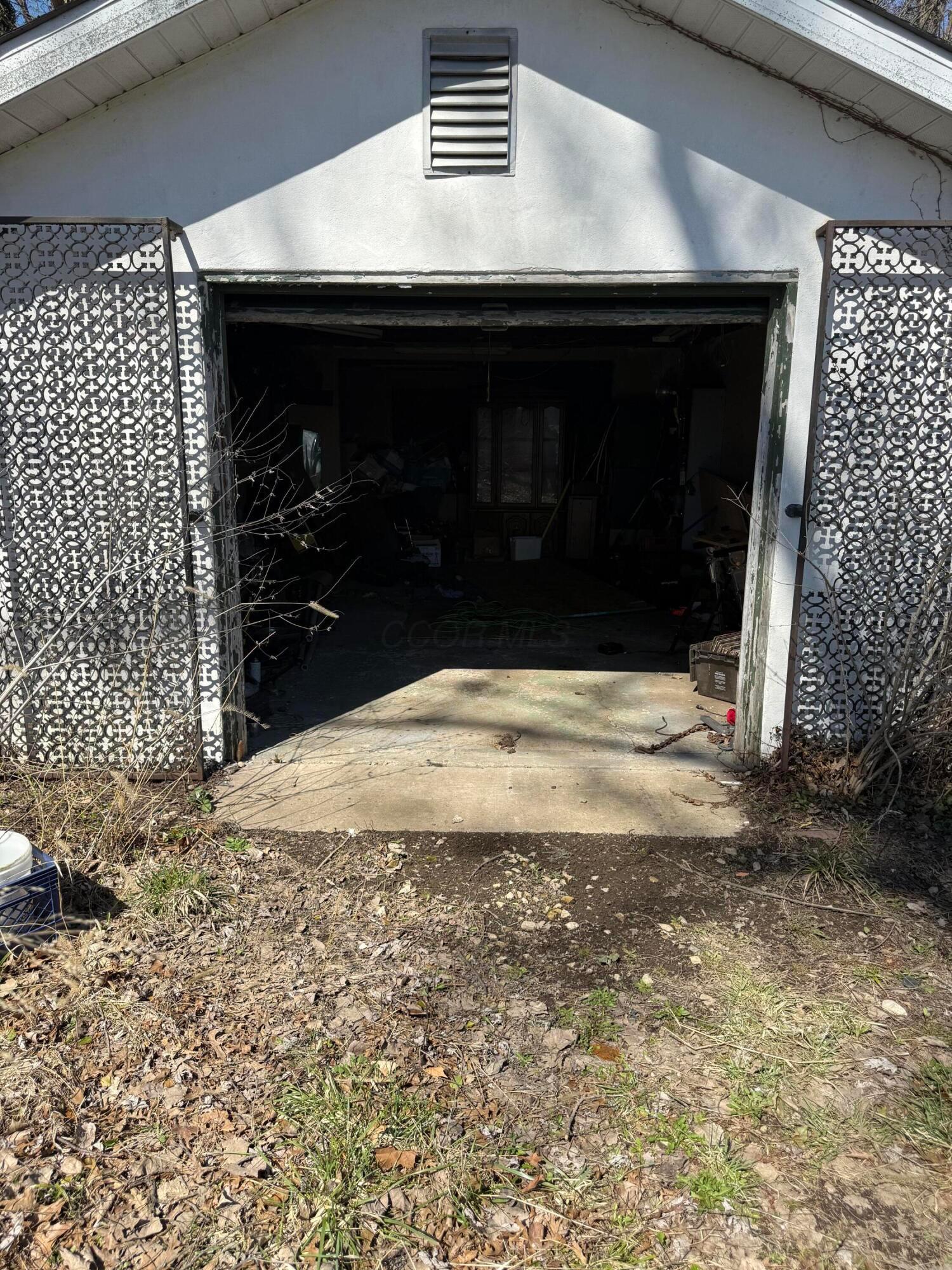 5190 Durrett Road Orient, OH 43146 - Photo 4 of 24 IMG_1081