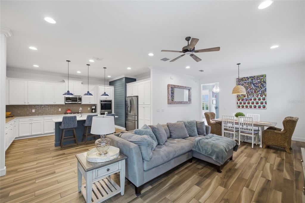 725 Winterside Drive Apollo Beach, FL 33572 - Photo 13 of 59