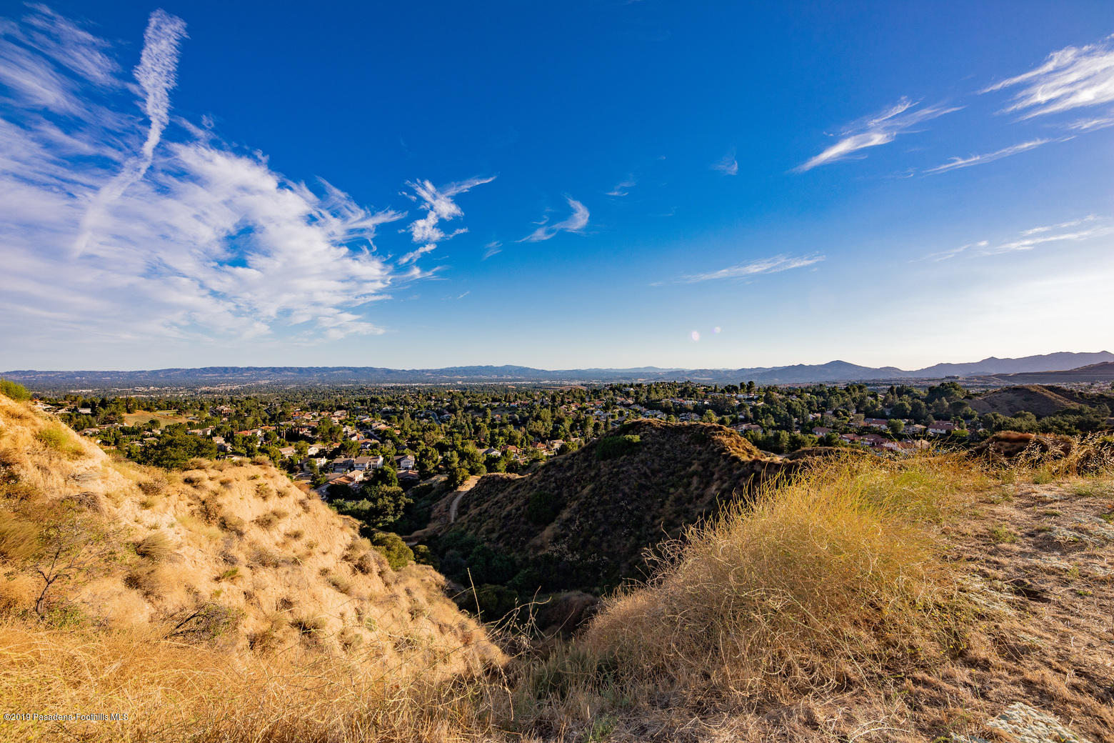 19001 Braemore Road Porter Ranch, CA 91326 - Photo 30 of 37 Braemore Marketing Photos-27