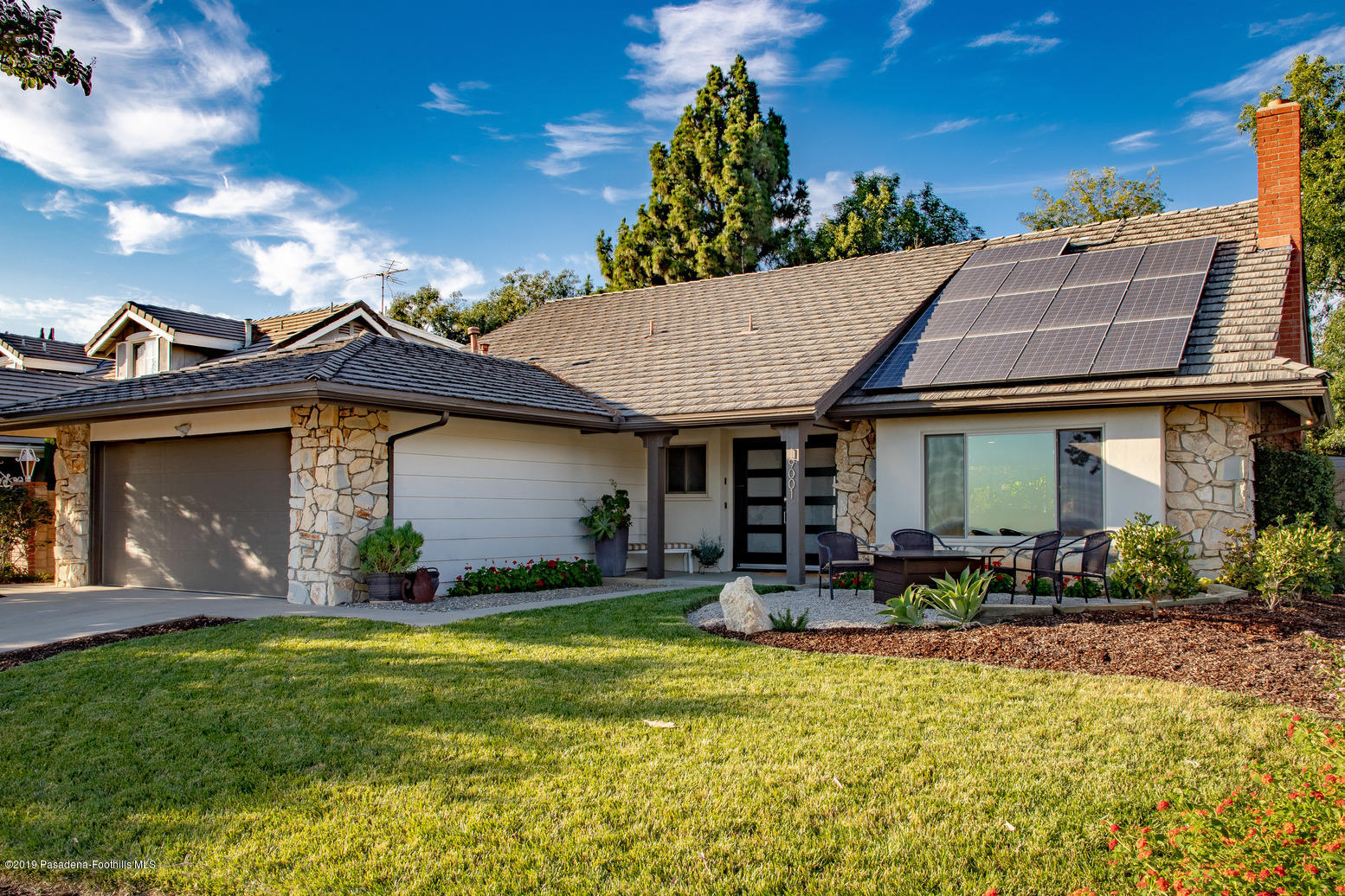 19001 Braemore Road Porter Ranch, CA 91326 - Photo 31 of 37 Braemore Marketing Photos-22