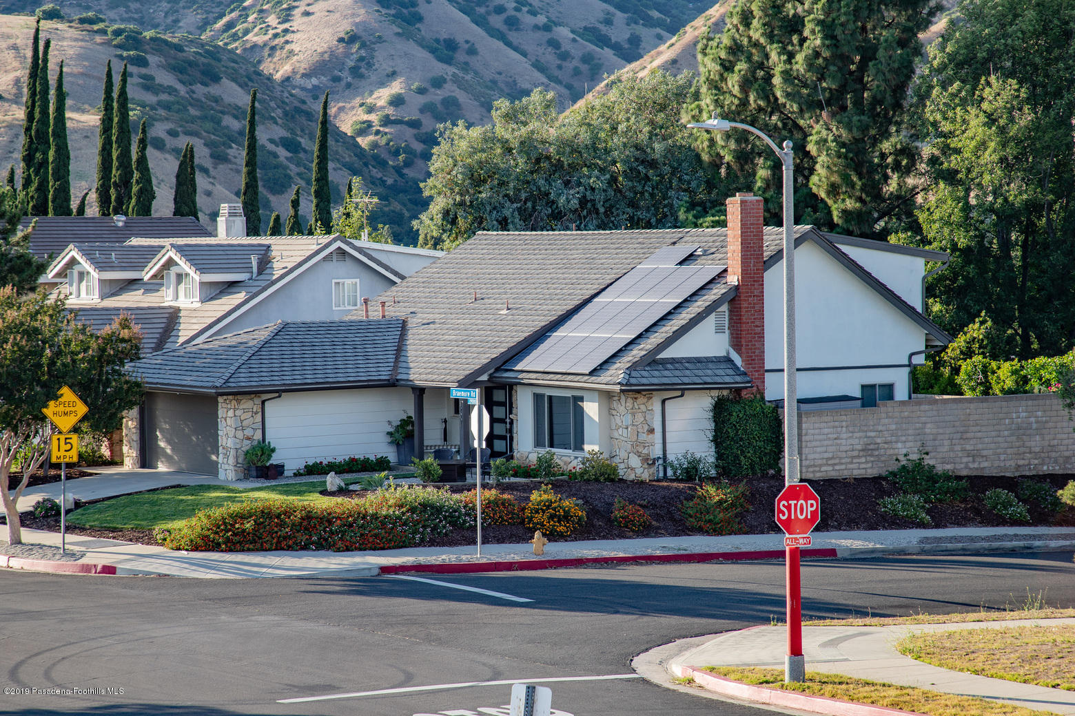 19001 Braemore Road Porter Ranch, CA 91326 - Photo 33 of 37 Braemore Marketing Photos-26