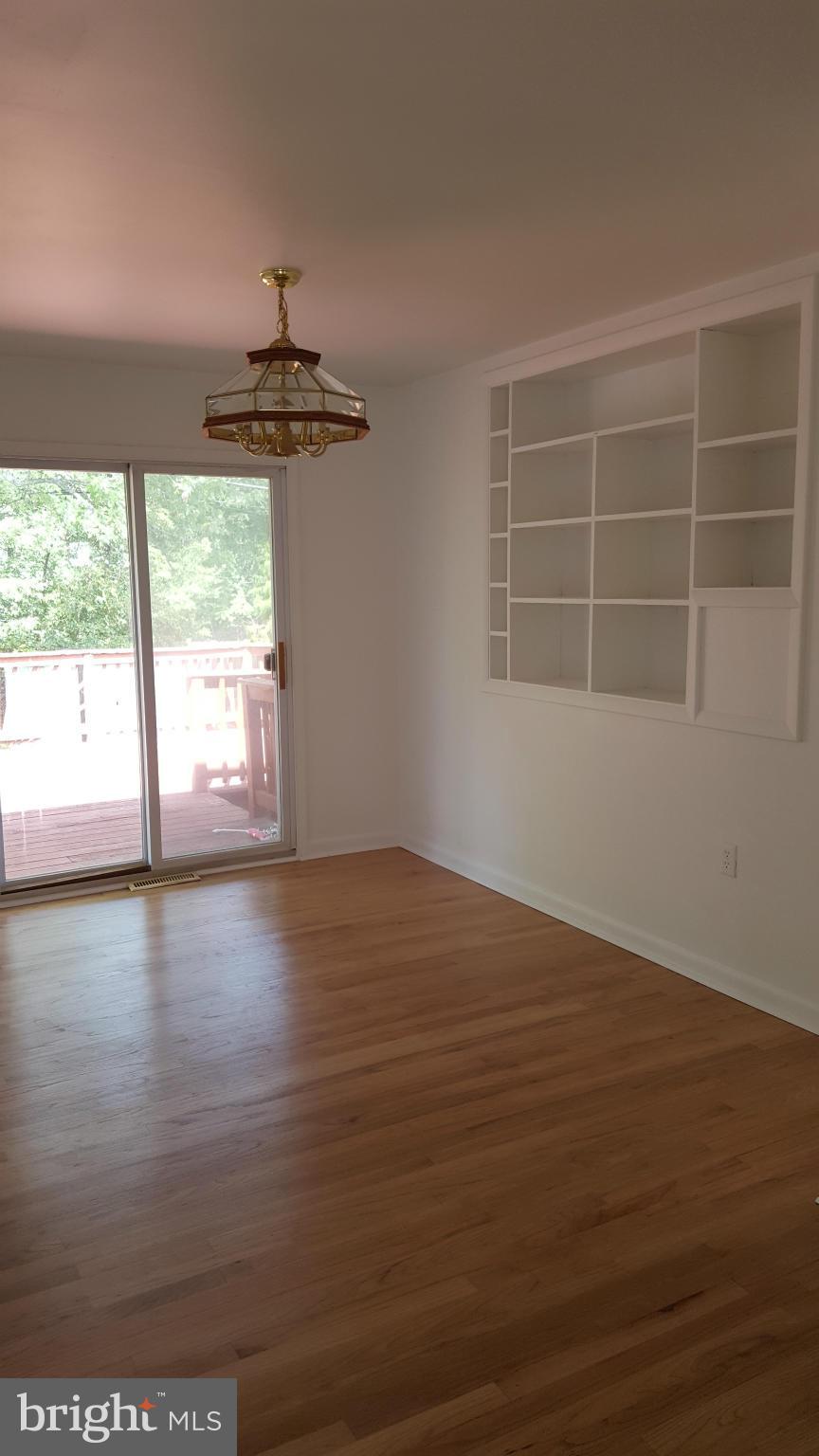 3171 Jeffland Road Baltimore, MD 21244 - Photo 6 of 22 Interior (General)