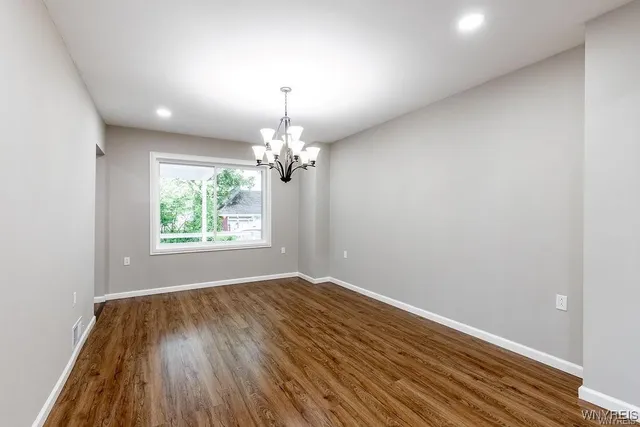 $2,200 | 52 Hawthorne Avenue, Tonawanda, NY 14223