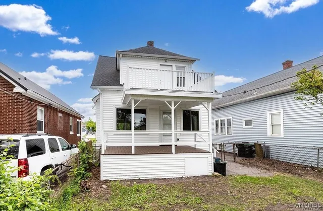 $2,200 | 52 Hawthorne Avenue, Tonawanda, NY 14223