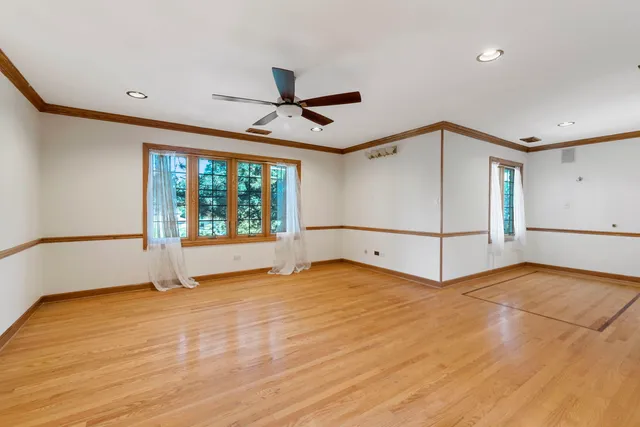 $5,700 | 28 Cambridge Drive, Oak Brook, IL 60523