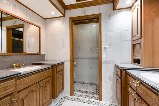 $5,700 | 28 Cambridge Drive, Oak Brook, IL 60523