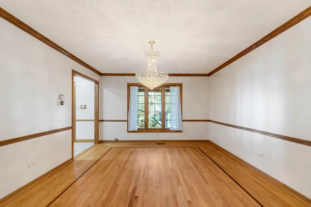 $5,700 | 28 Cambridge Drive, Oak Brook, IL 60523