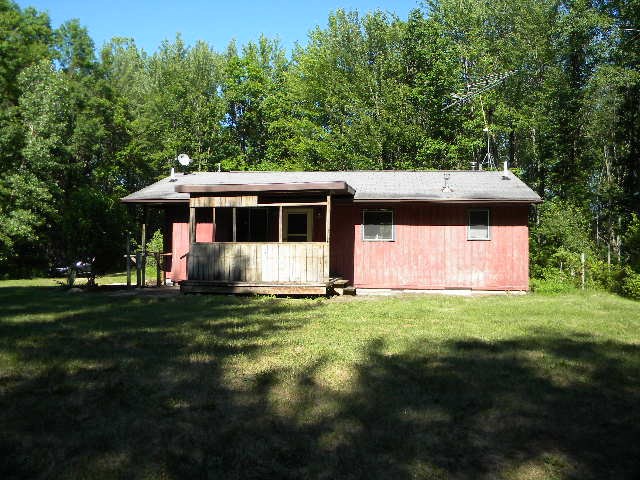 8010 South Fenmore Road St. Charles, MI 48655 - Photo 3 of 14
