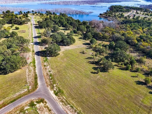 $239,900 | 630 Waters Way, Dodd City, TX 75438