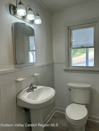 $1,100,000 | 6045 Highway 9G, Hudson, NY 12534