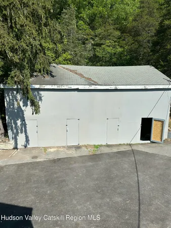 $1,100,000 | 6045 Highway 9G, Hudson, NY 12534