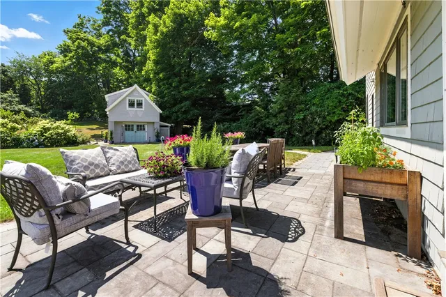 $6,500,000 | 60 Avondale Road, Westerly, RI 02891
