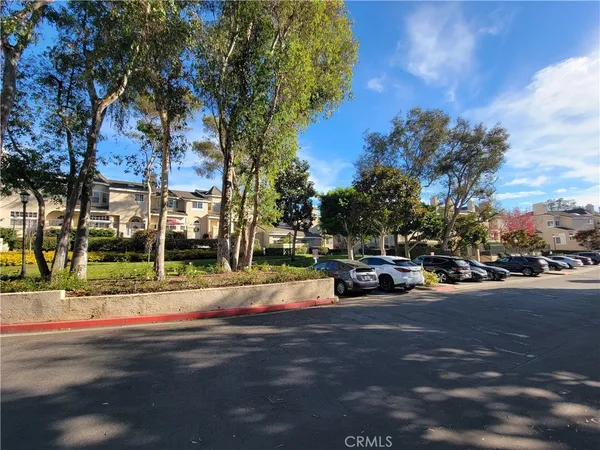 $4,400 | 2300 Maple Avenue, Unit 31, Torrance, CA 90503