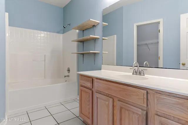 $1,700 | 13654 Huntington Circle, Gulfport, MS 39503