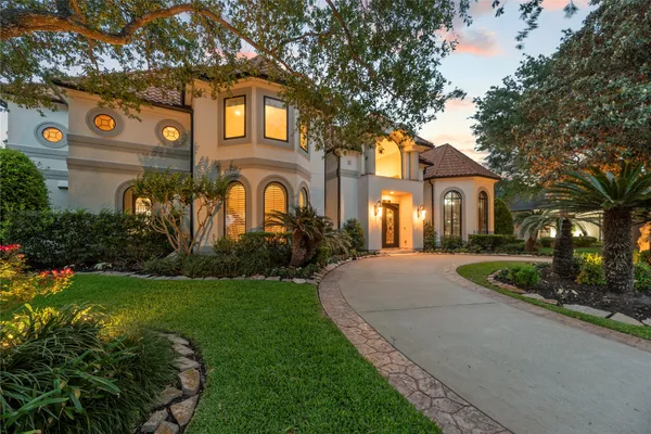 $2,695,000 | 1810 Watercastle Court, Houston, TX 77077