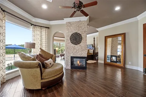 $2,695,000 | 1810 Watercastle Court, Houston, TX 77077