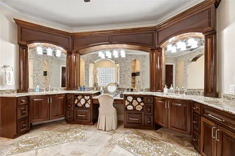 $2,695,000 | 1810 Watercastle Court, Houston, TX 77077