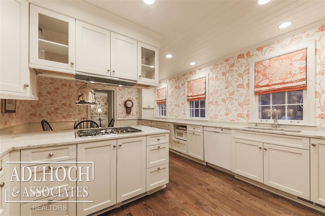 165 Cloverly Road Grosse Pointe Farms, MI 48236 - Photo 4 of 24