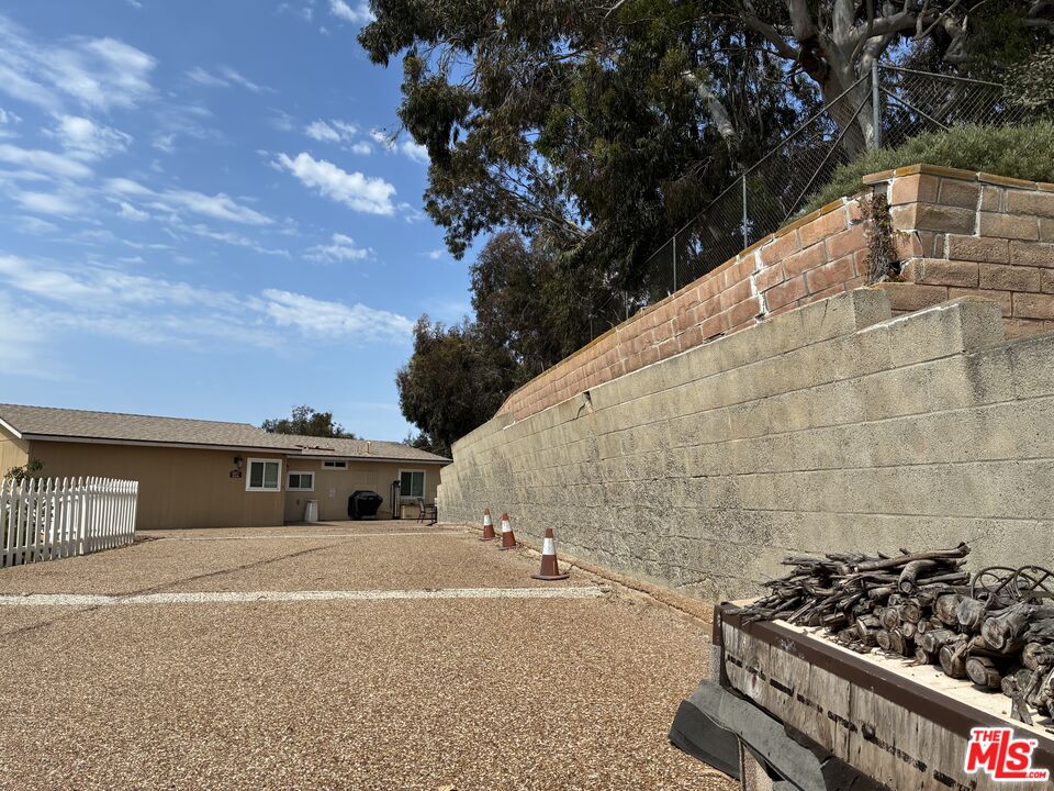 607 Via Del Mar Vista, CA 92081 - Photo 4 of 6