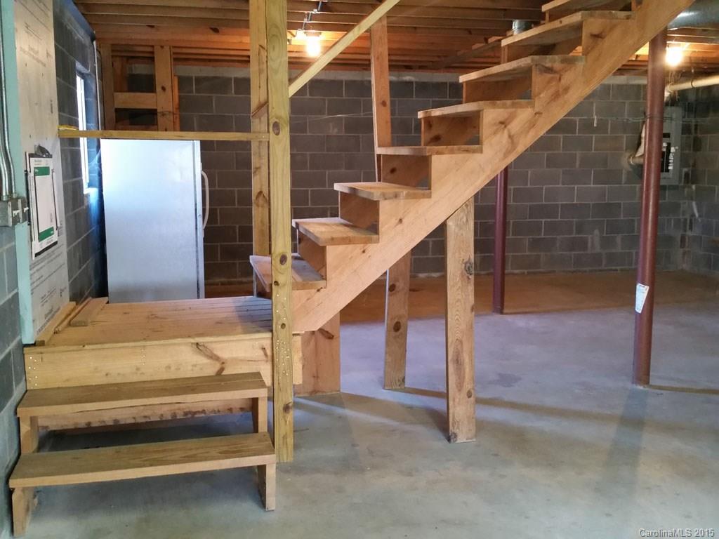 232 Teague Road Marshall, NC 28753 - Photo 11 of 11 Gallery Image 11
