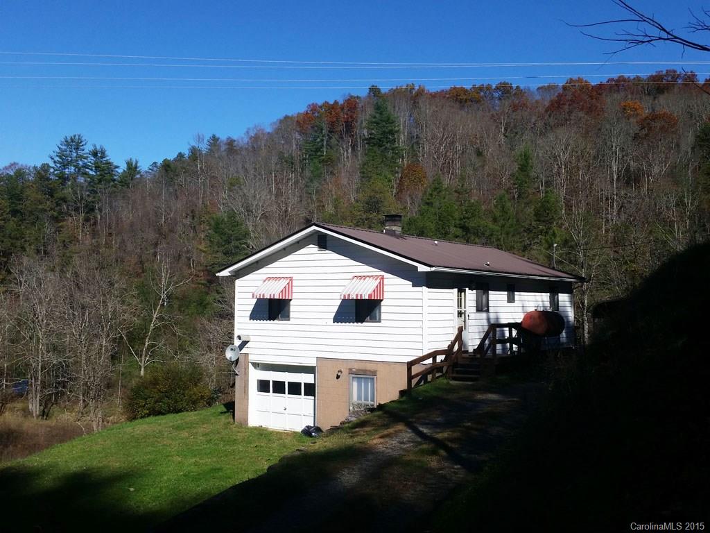 232 Teague Road Marshall, NC 28753 - Photo 3 of 11 Gallery Image 3