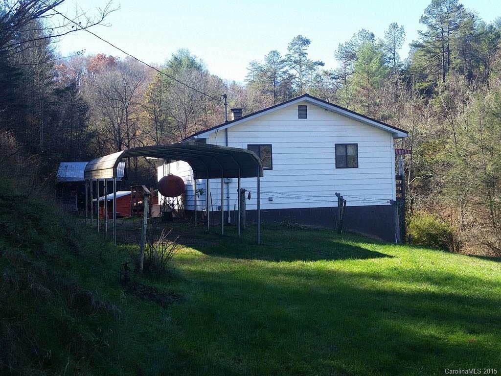232 Teague Road Marshall, NC 28753 - Photo 4 of 11 Gallery Image 4