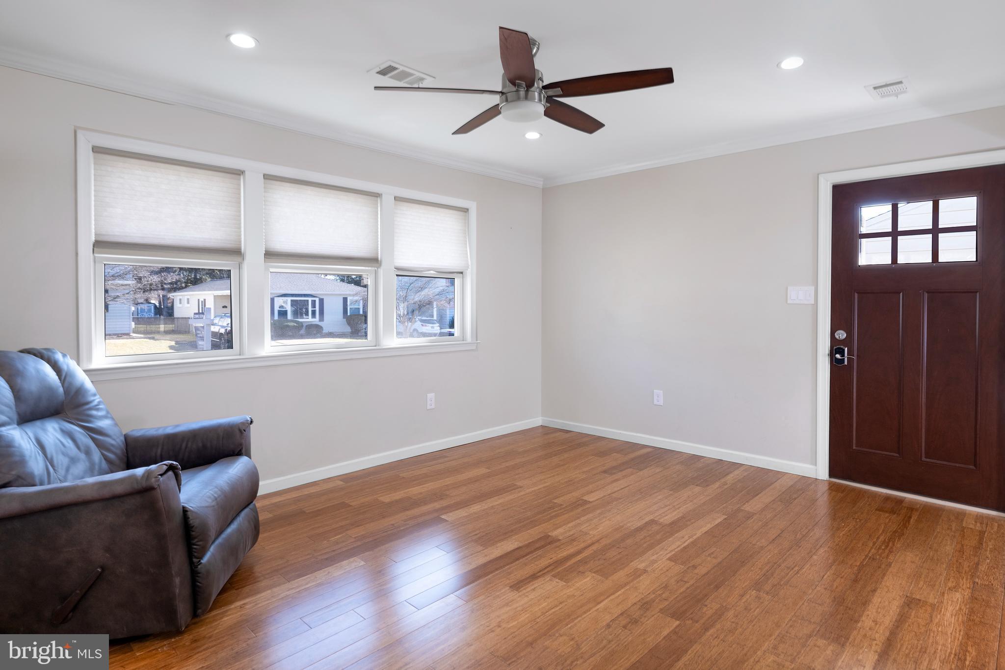 33 Gilmore Road Ewing, NJ 08628 - Photo 4 of 21 a living room with furniture and a window