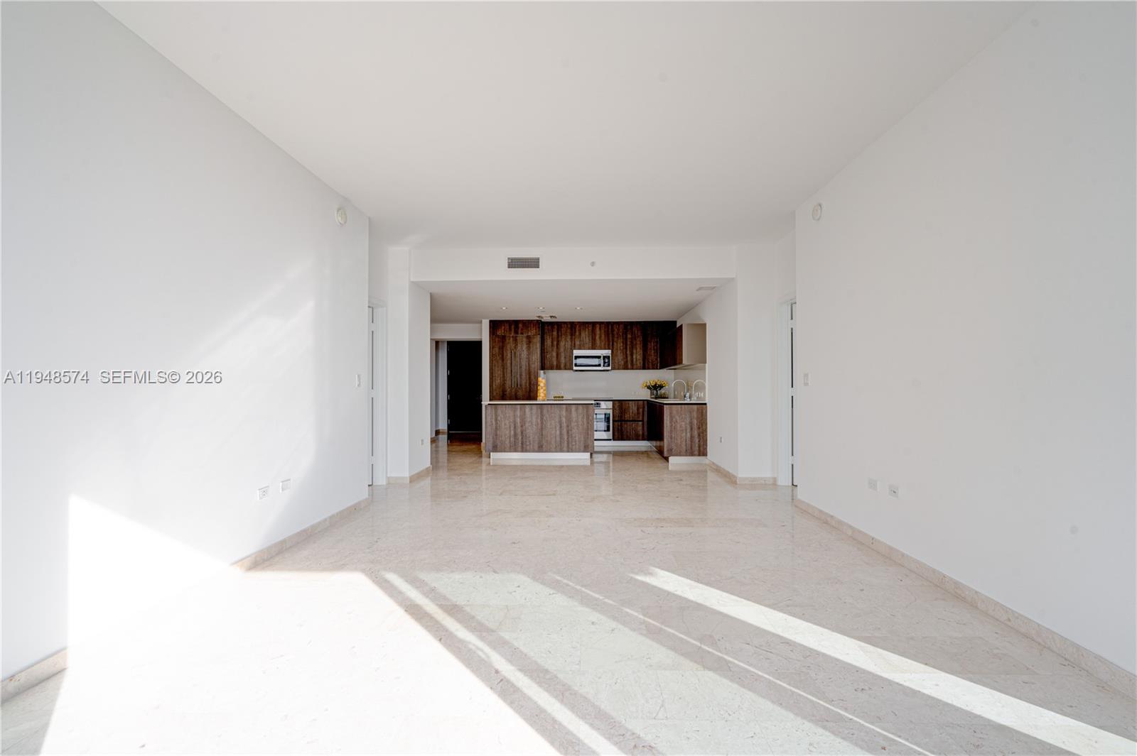 88 Southwest 7th Street, Unit 1110 Miami, FL 33130 - Photo 11 of 49