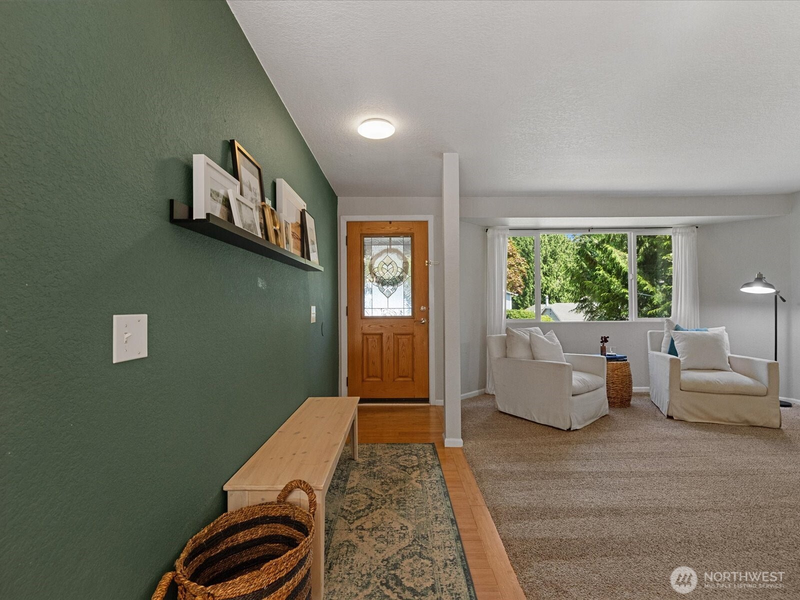318 161st Place Southeast Bothell, WA 98012 - Photo 6 of 39 Gallery Image 6