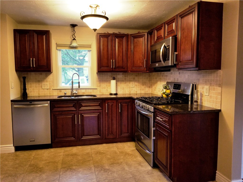 119 Rhodes Avenue Woonsocket, RI 02895 - Photo 3 of 30