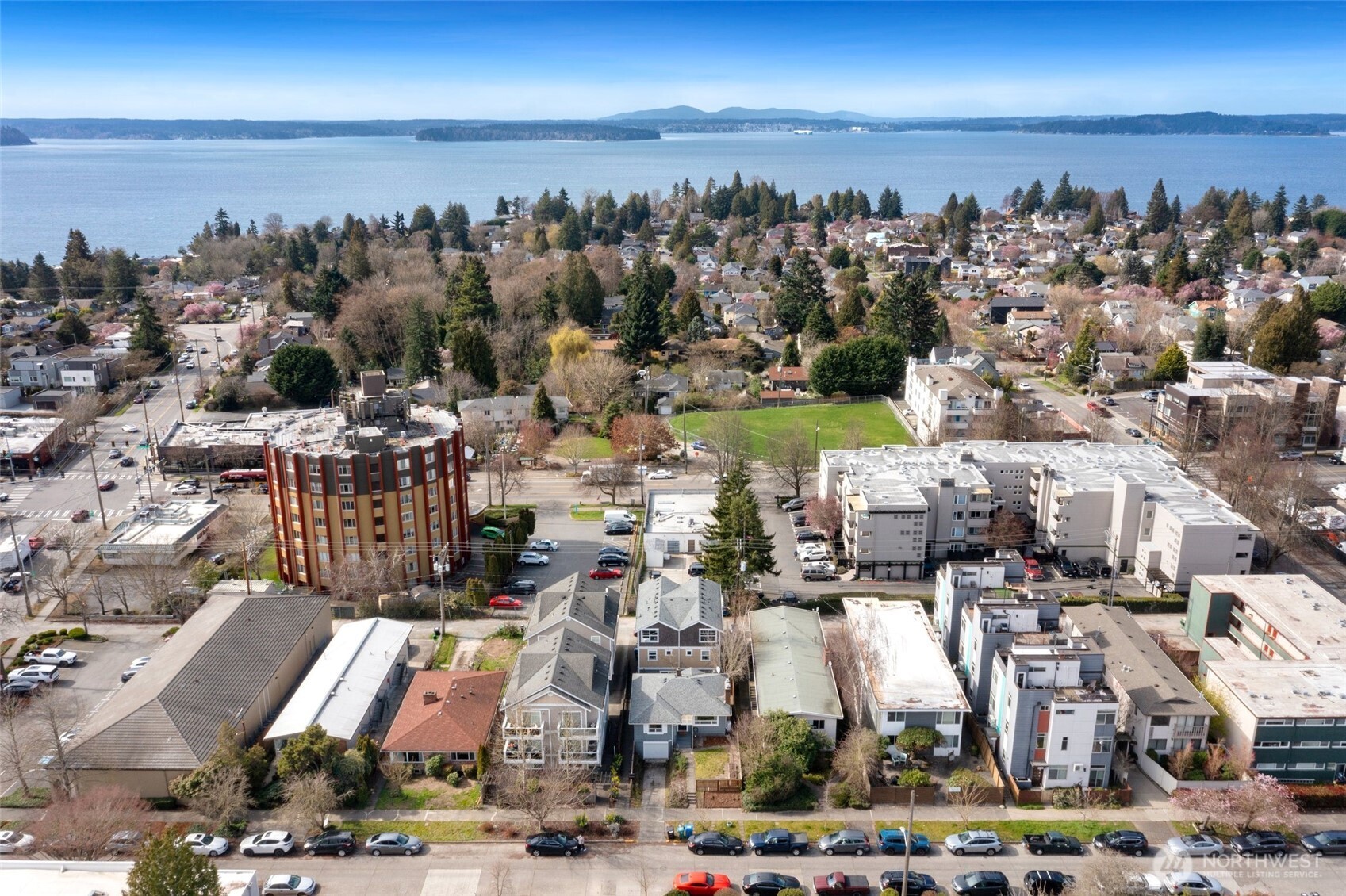 6325 42nd Avenue Southwest Seattle, WA 98136 - Photo 24 of 27